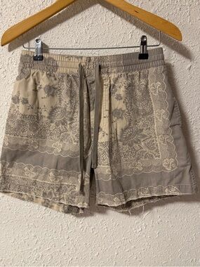 BDG Cream & Taupe Bandana Print Volley Shorts Drawstring Small
